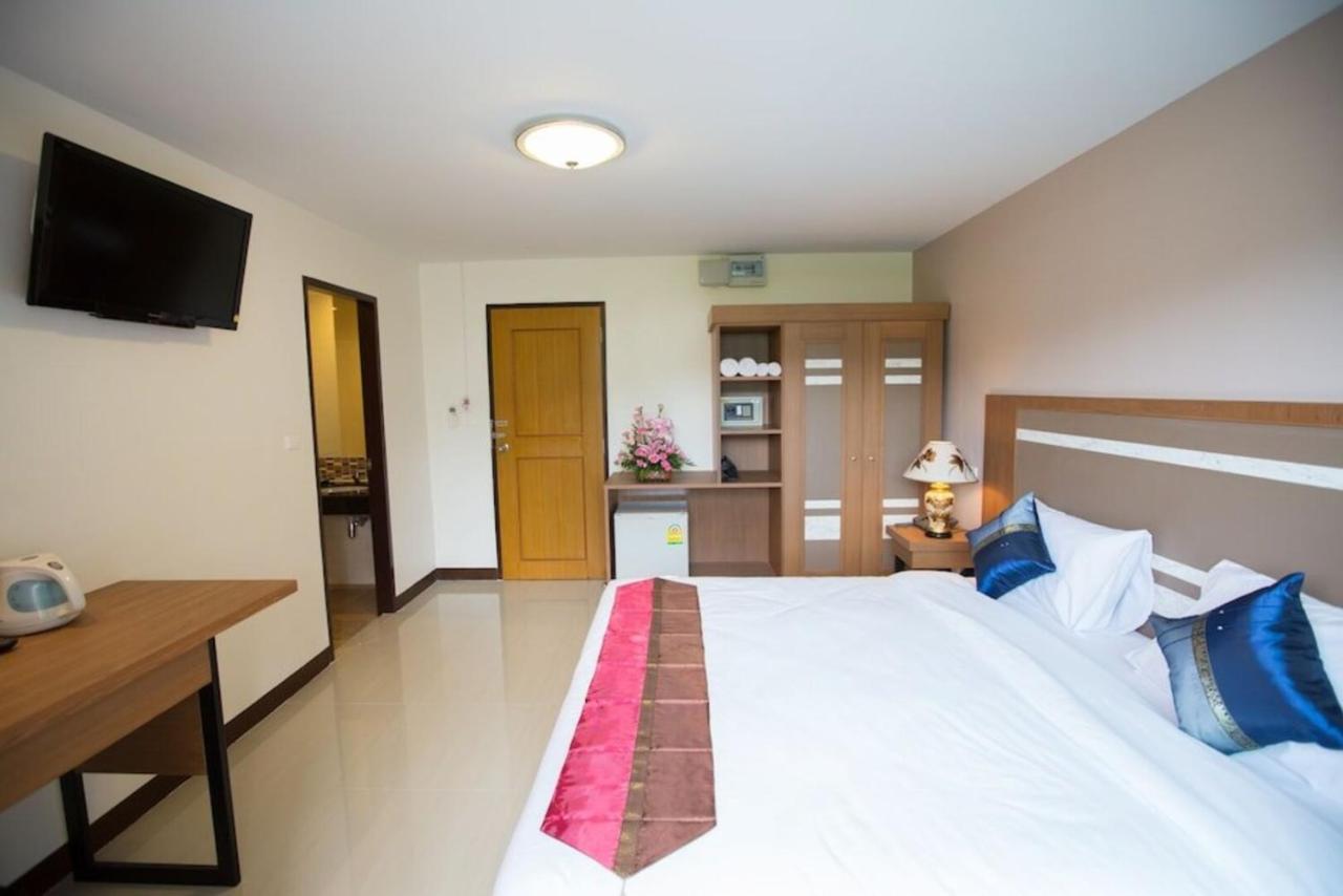 Patong V Hotel Exteriér fotografie